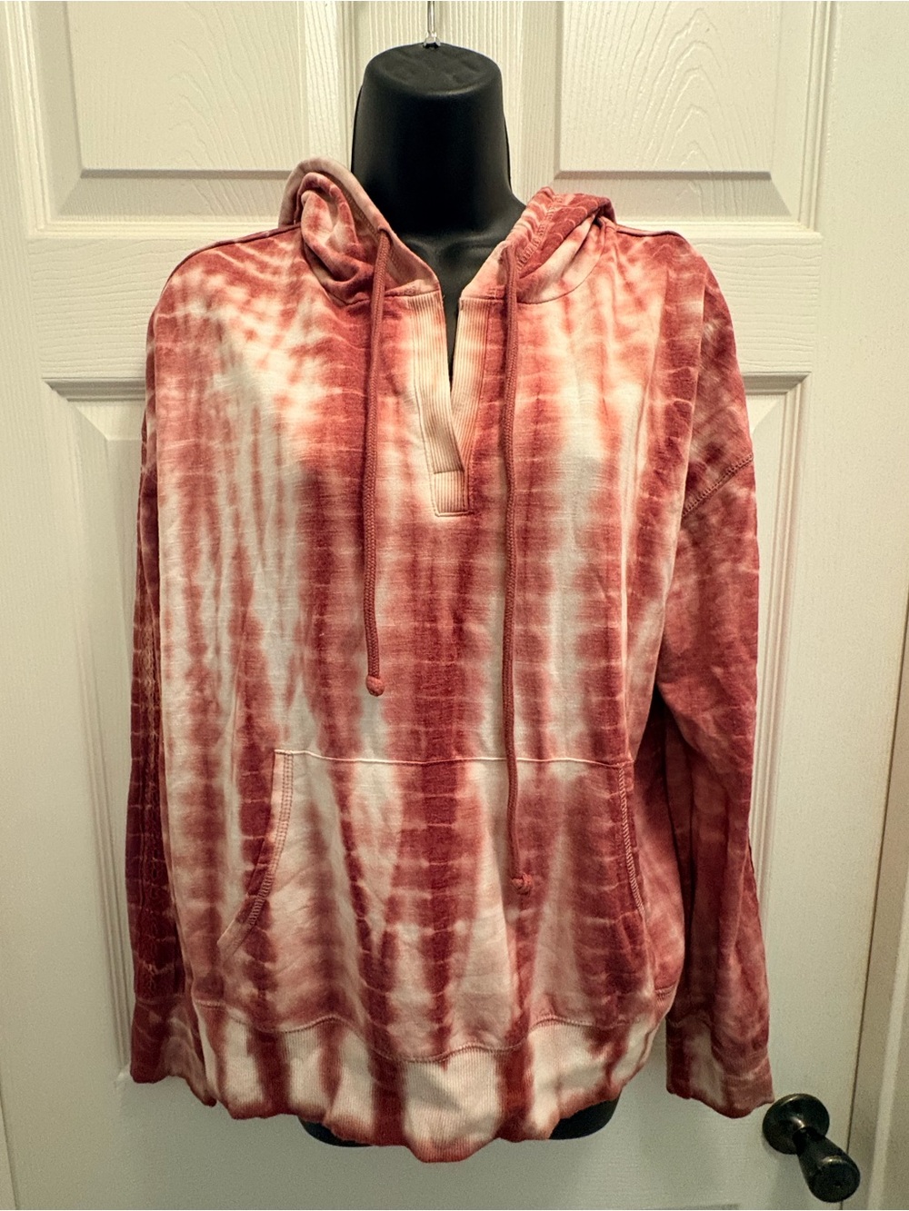 Knox Rose Tie Dye Crochet Sleeve Boho Hoodie XL Rust Cream